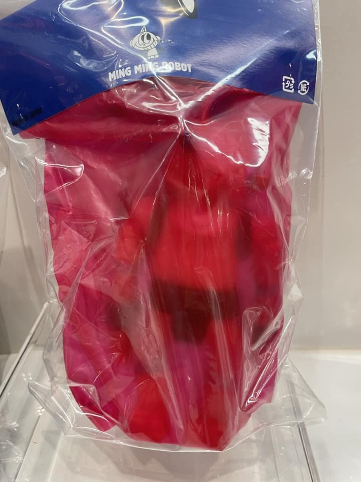 G11580 Vintage and Vinyl Club