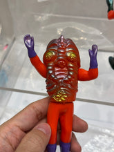 Load image into Gallery viewer, G16290 B