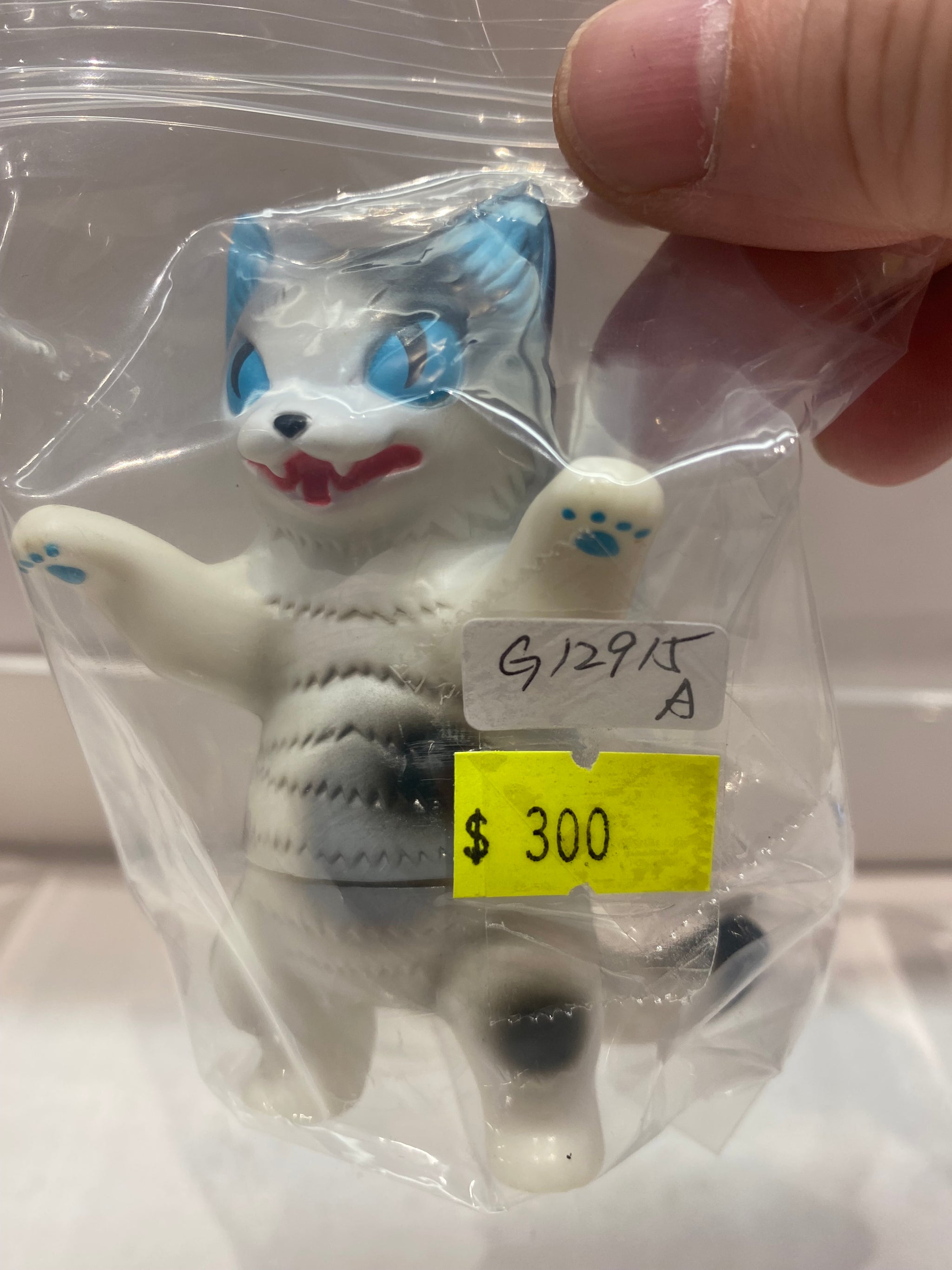 All – Page 75 – Vintage and Vinyl Club