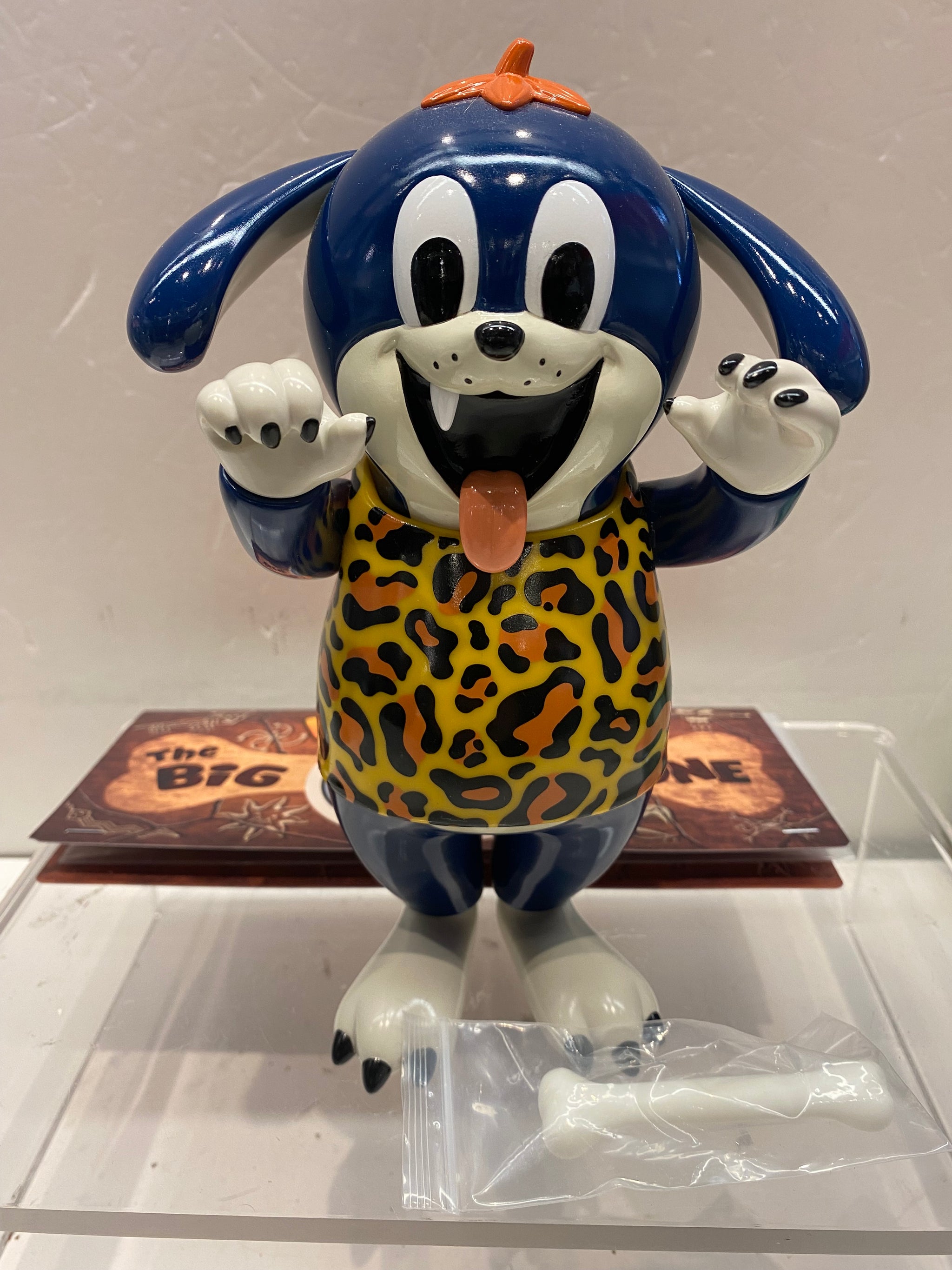 Resin Toy – Vintage and Vinyl Club