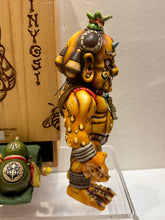 Load image into Gallery viewer, G17016 B (broken wooden box)
