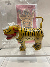 Load image into Gallery viewer, G15882 A