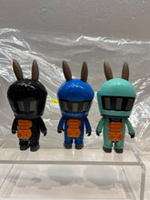 Load image into Gallery viewer, G16023 E