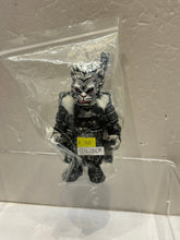 Load image into Gallery viewer, G16136 B
