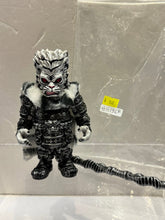 Load image into Gallery viewer, G16136 B