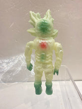 Load image into Gallery viewer, G15905 B   Gallery  Kareha Kaijin