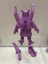 Load image into Gallery viewer, V2217 B