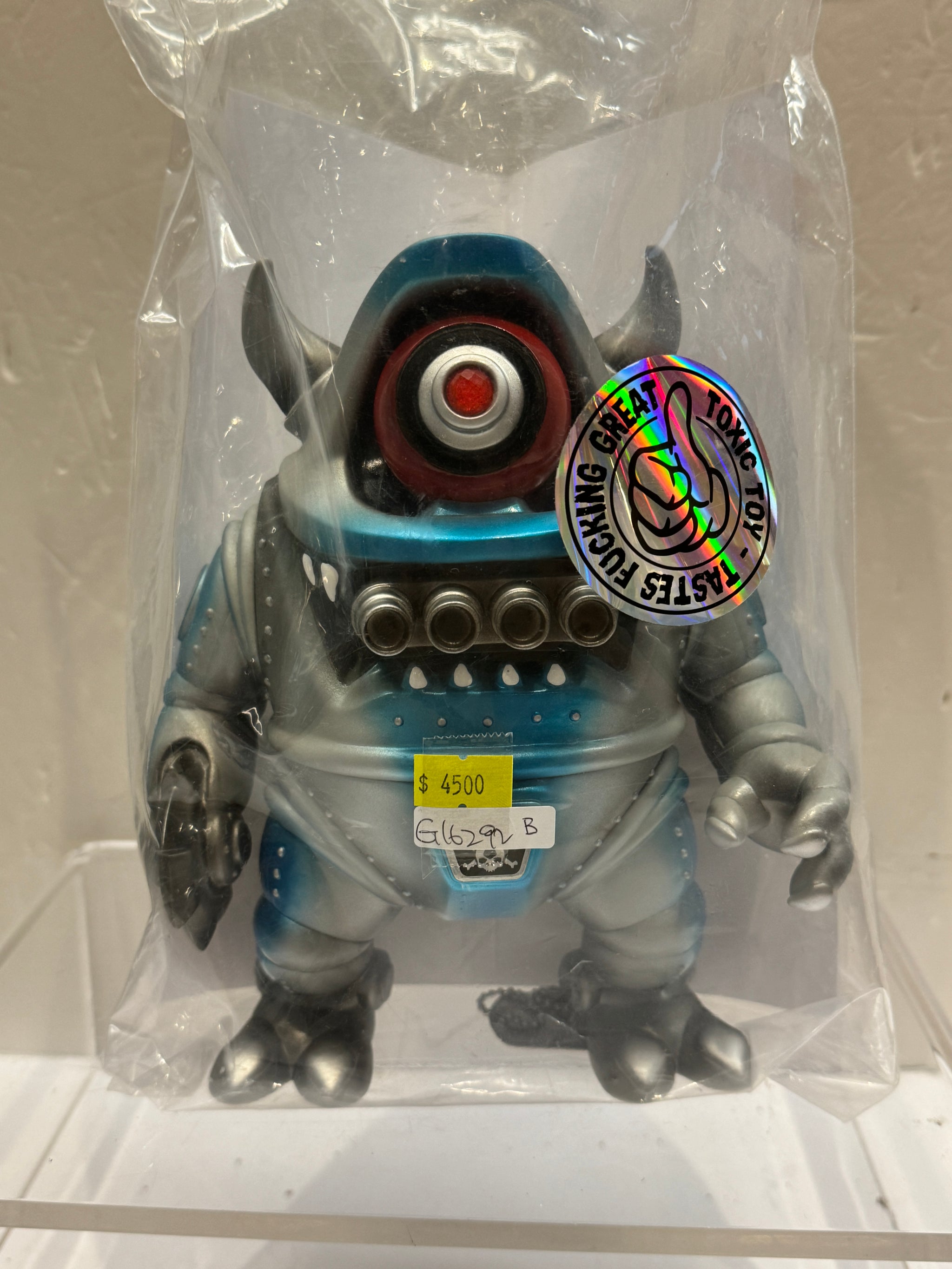 Robot – Vintage and Vinyl Club
