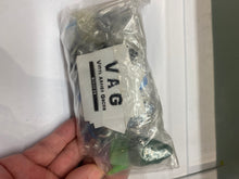 Load image into Gallery viewer, G16523 D