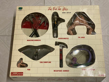 Load image into Gallery viewer, E679 S.E.G. Toys in 2003–2004 Pink Floyd The Wall Action Figures Boxed Set