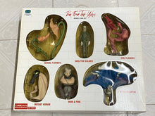 Load image into Gallery viewer, E679 S.E.G. Toys in 2003–2004 Pink Floyd The Wall Action Figures Boxed Set
