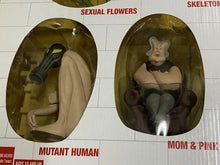 Load image into Gallery viewer, E679 S.E.G. Toys in 2003–2004 Pink Floyd The Wall Action Figures Boxed Set