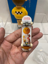 Load image into Gallery viewer, G15018 B