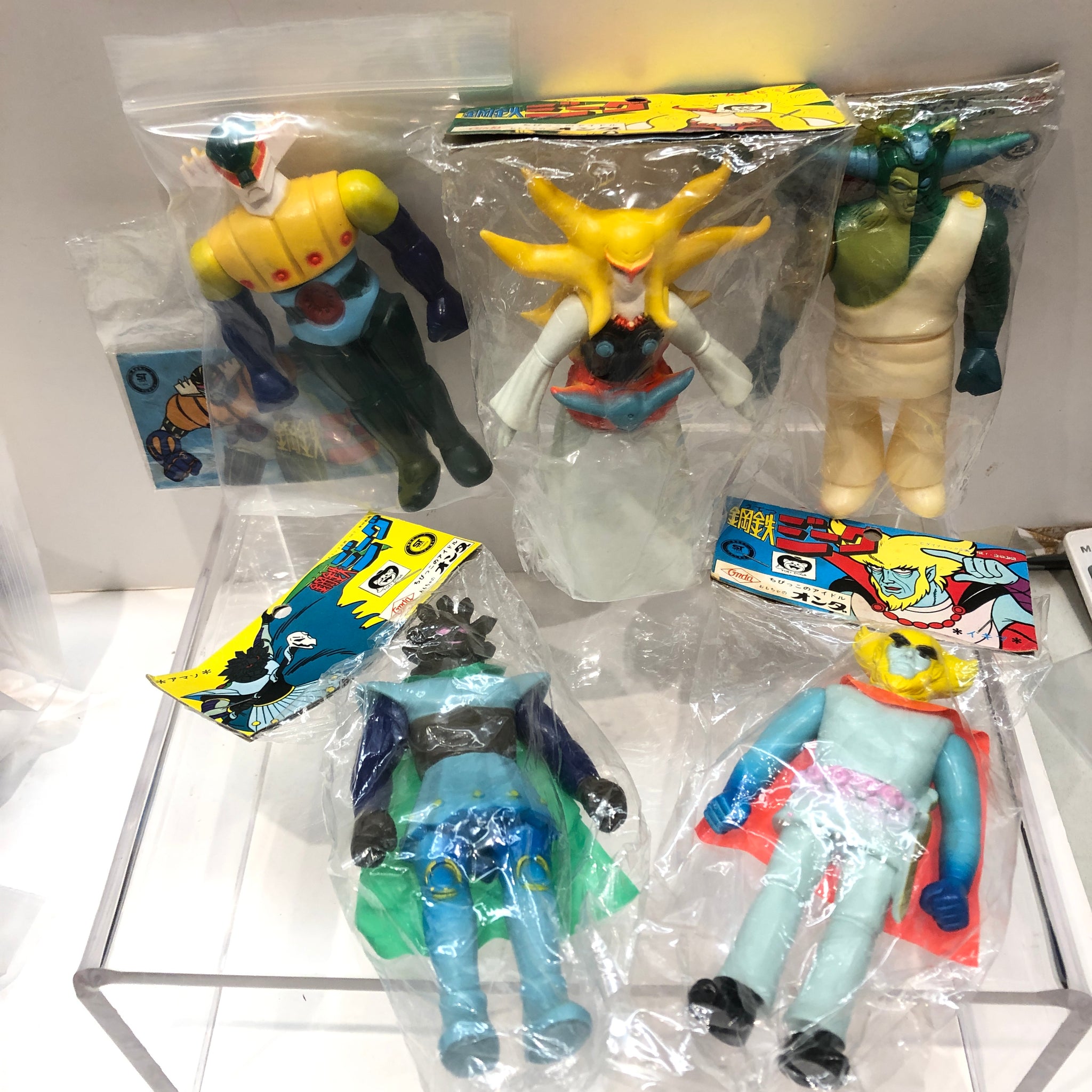 Vintage Vinyl – Page 2 – Vintage and Vinyl Club