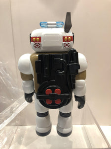 G9873