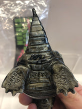 Load image into Gallery viewer, G8610 B